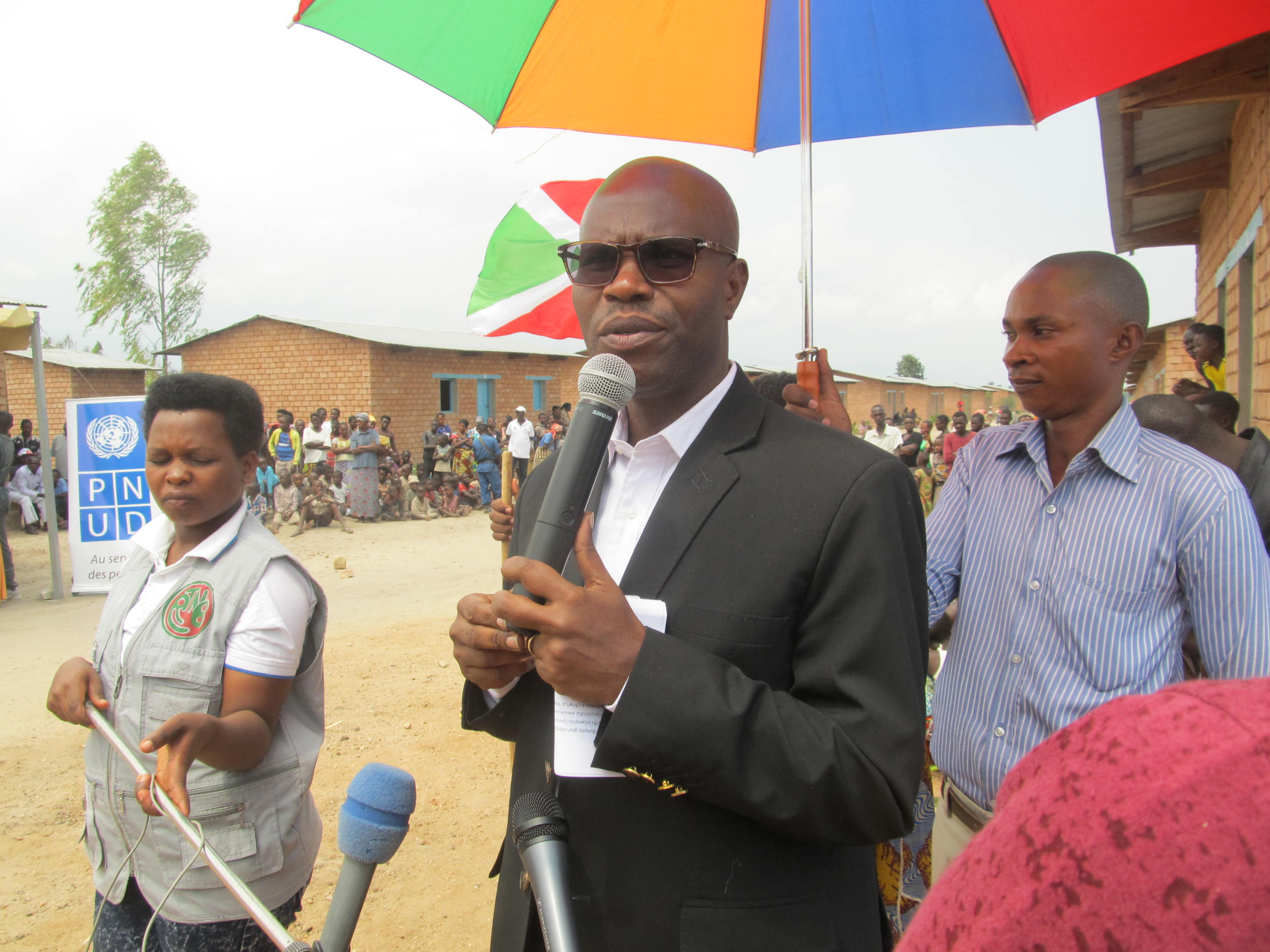 Remise officielle des Maisons à Buhomba