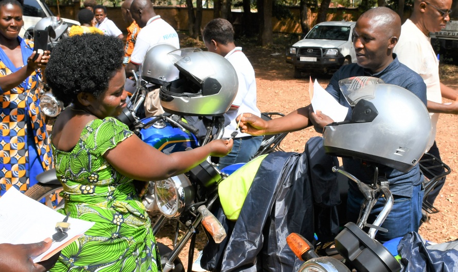 « Turabateye intege mu bikorwa mukora »