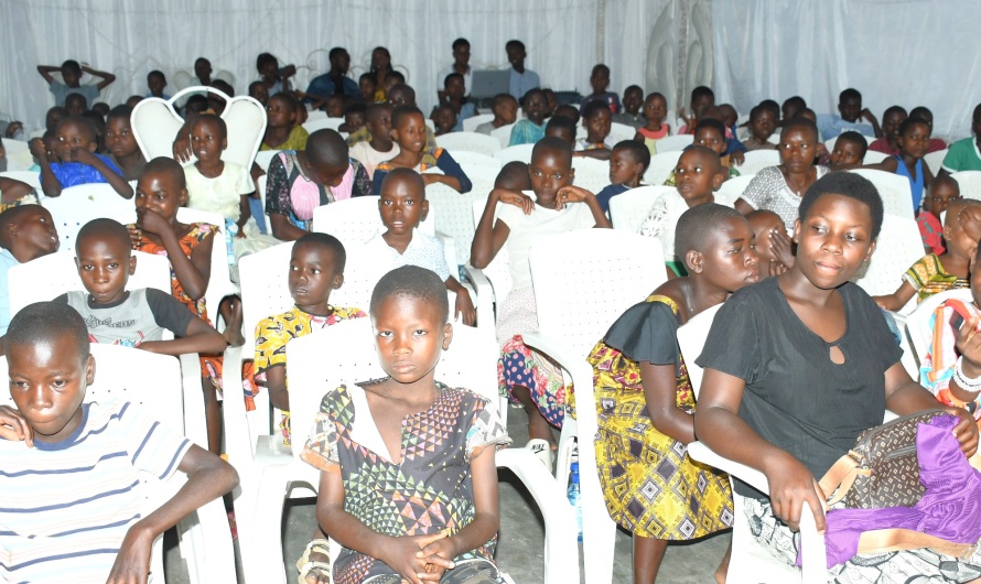 354 élèves  des familles vulnérables ont bénéficié du matériel  scolaire